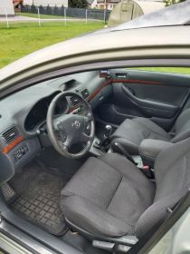 Sprzedam Toyote Avensis