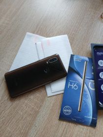 Motorola one vision