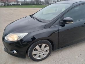 Sprzedam Fokusa w sedanie, 1,6 tdci 95...