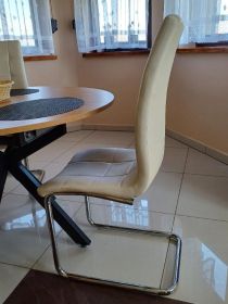 Sprzedam krzesła kuchenne