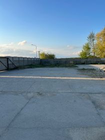 Wynajmę ogrodzony plac