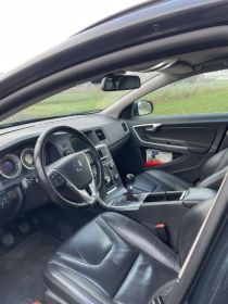 Sprzedam Volvo V60 1.6 d 2013 r.