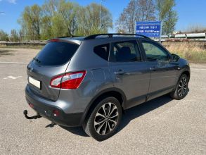 Nissan Qashqai 2.0 BENZYNA Klimatronik Tempomat Navi ZAMIANA