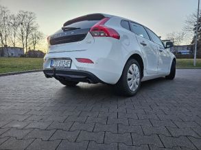 Volvo V40 2014 r. D4 190 KM