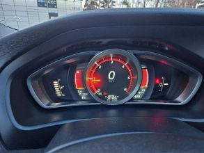 Volvo V40 2014 r. D4 190 KM