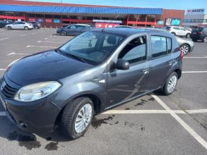 Dacia sandero 1.4 gaz.rok 2010.
