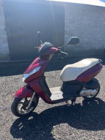 Sprzedam skutera Peugeot kissbe