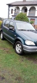 Sprzedam Mercedes ml z LPG oraz hakiem
