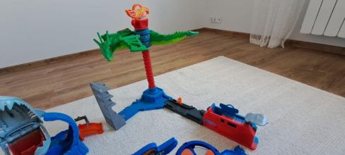 Hot wheels