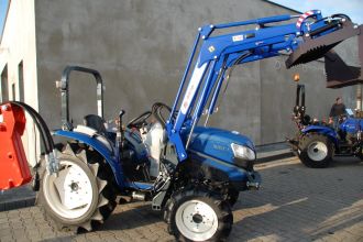 Ładowacz TUR z Samopoziomowaniem do Traktora Iseki –...