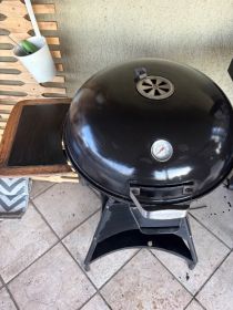 Grill węglowy Tarrington House