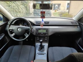 Passat 1,6 tempomat klimatronic navi doinwestowany