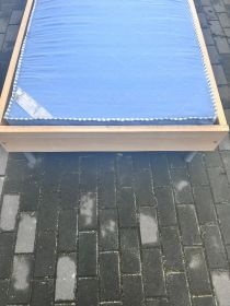 Sprzedam łóżka z materacami