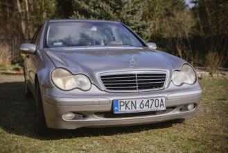 sprzedam mercedesa c220 cdi 2004