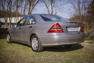 sprzedam mercedesa c220 cdi 2004