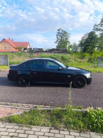 BMW e90 320i