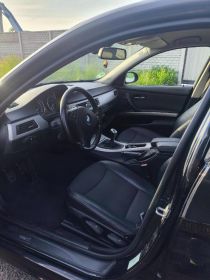 BMW e90 320i