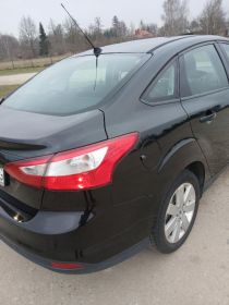 Ford Fokus w sedanie, mało spotykany w...