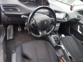 Sprzedam peugeot 308 1.5 HDi 130 km