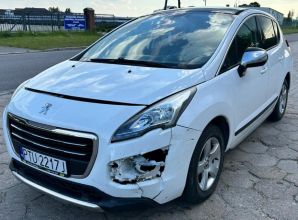 Peugeot 3008 uszkodzony