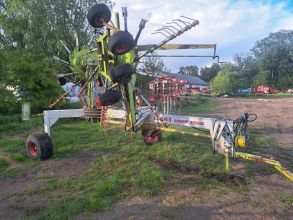 zgrabiarka claas liner