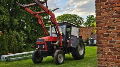 Ursus c385 z turem i widłami