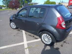 Dacia sandero 1.4 gaz.rok 2010.