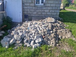 Oddam za darmo gruz z posadzki...