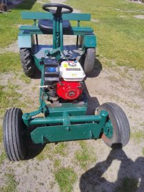 Traktor sam