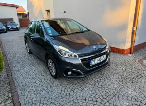Peugeot 208 1.2 benzyna 2015 rok