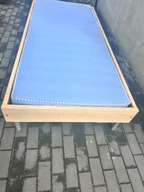 Sprzedam łóżka z materacami
