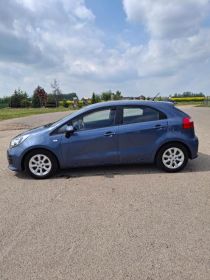 Sprzedam Kia Rio 1.2 b+g uszkodzony silnik!