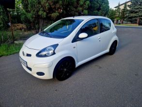 Toyota Aygo 1.0 benzyna 68 km 2010 rok Świeżo...