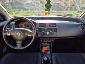 Sprzedam samochód marki Suzuki Swift