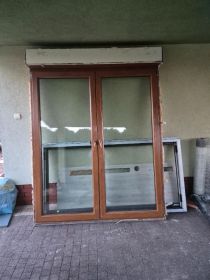 Sprzedam okno tarasowe z roletą nadstawną