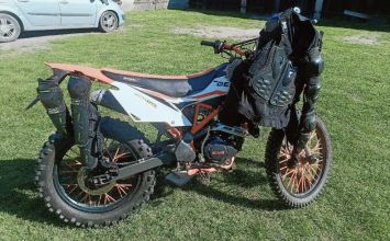 Sprzedam Cross Defender Mikilion 250