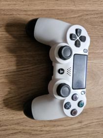PlayStation 4 slim 500gb