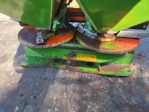 Rozsiewacz do nawozu Amazone zaf 804R hydrauliczny