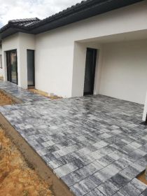 Układanie kostki brukowej