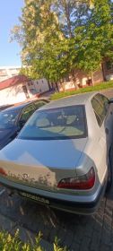 Peugeot 406