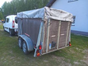 Przyczepka do przewozu zwierząt,zarejestrowana