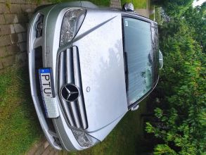 Sprzedam samochód osobowy Mercedes Benz