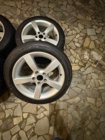 Sprzedam felgi 5x114,3 17” z oponami wielosezonowymi...