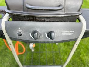 Sprzedam grill gazowy z 3 palnikami