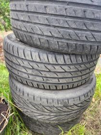 Sprzedam 4 opony letnie 205/50/17...