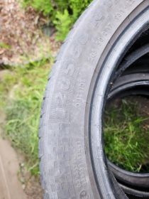 Sprzedam 4 opony letnie 205/50/17...