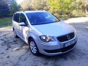 Volkswagen Touran doinwestowany