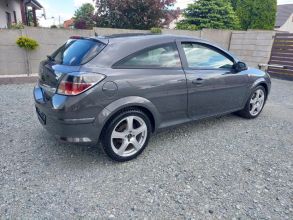 Opel Astra GTC.. 1,4 benzynka 90KM.Lift 2009 rok....