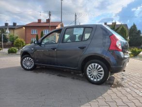 Dacia sandero 1.4 gaz.rok 2010.