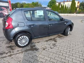 Dacia sandero 1.4 gaz.rok 2010.